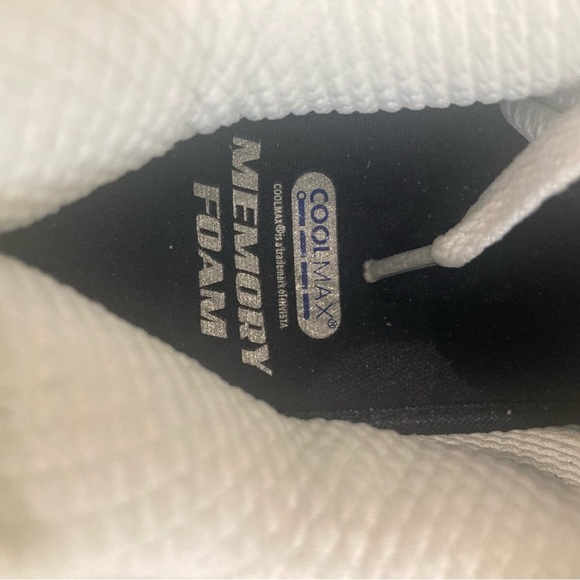 FILA Sz 9 Soft Action Leather Memory Foam Insole CoolMax  Lace Up Sneakers - Picture 7 of 12